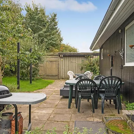 Holiday home Stunning In With Kitchen Assens